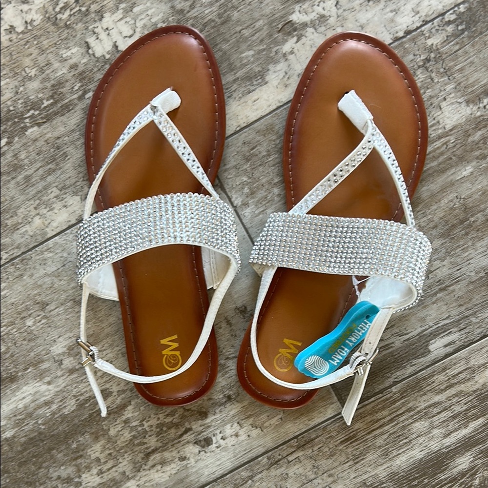Elegant White Sandals with Rhinestone Detailing - Perfect Summer Wedding Shoes